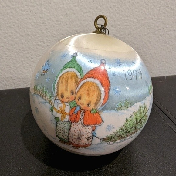 Vintage Hallmark Betsey Clark Satin Christmas Ornament 1979 - Picture 1 of 6